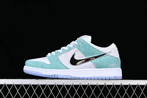 All categories Nk SB Dunk Series Nk SB Dunk Low low-top sneakers F version April Skateboards x Nk SB Dunk Low joint model Frozen Rose SB smashed backboard fashion casual sneakers FD2562-400